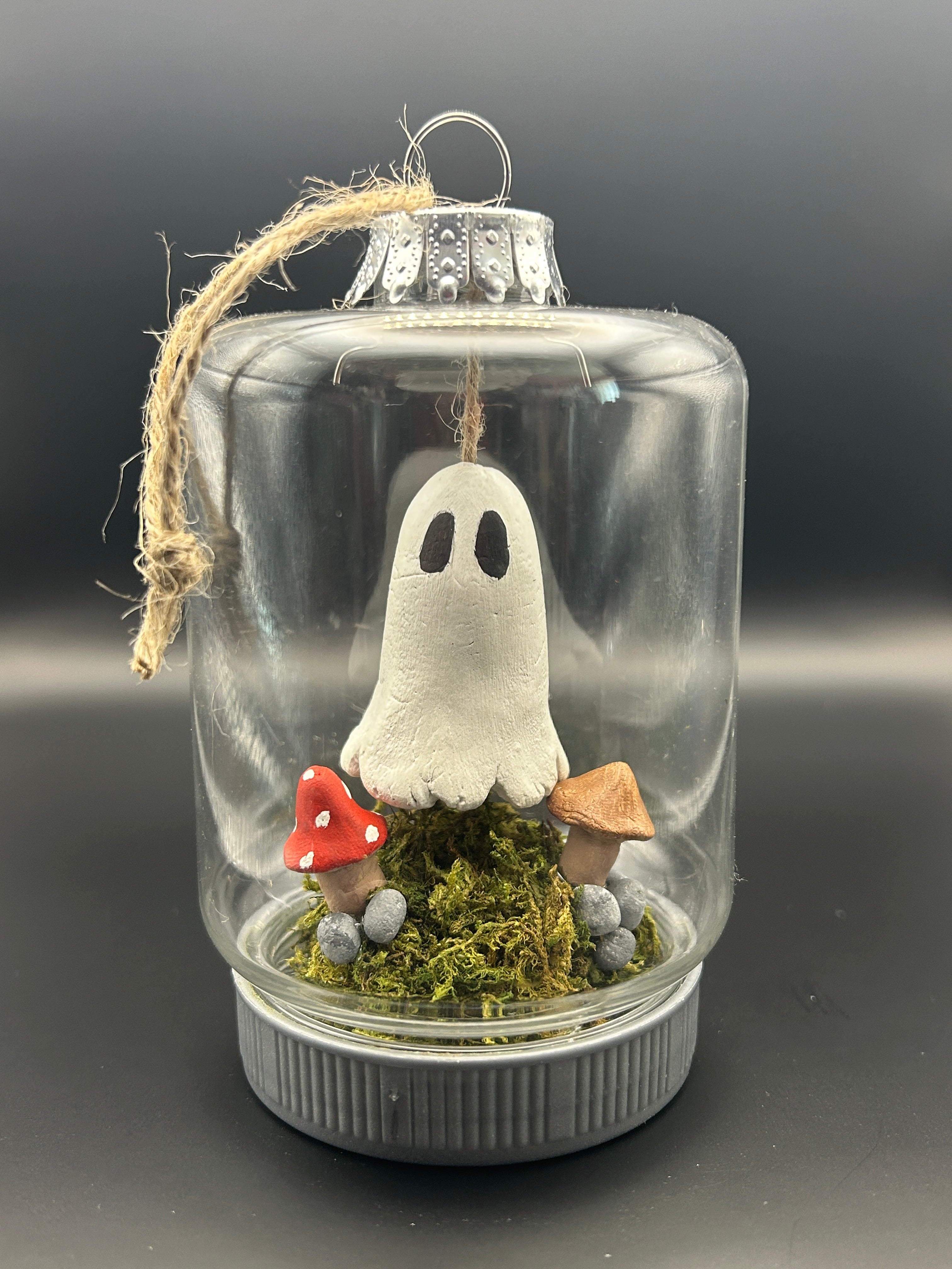 Hanging Ghost Terrarium