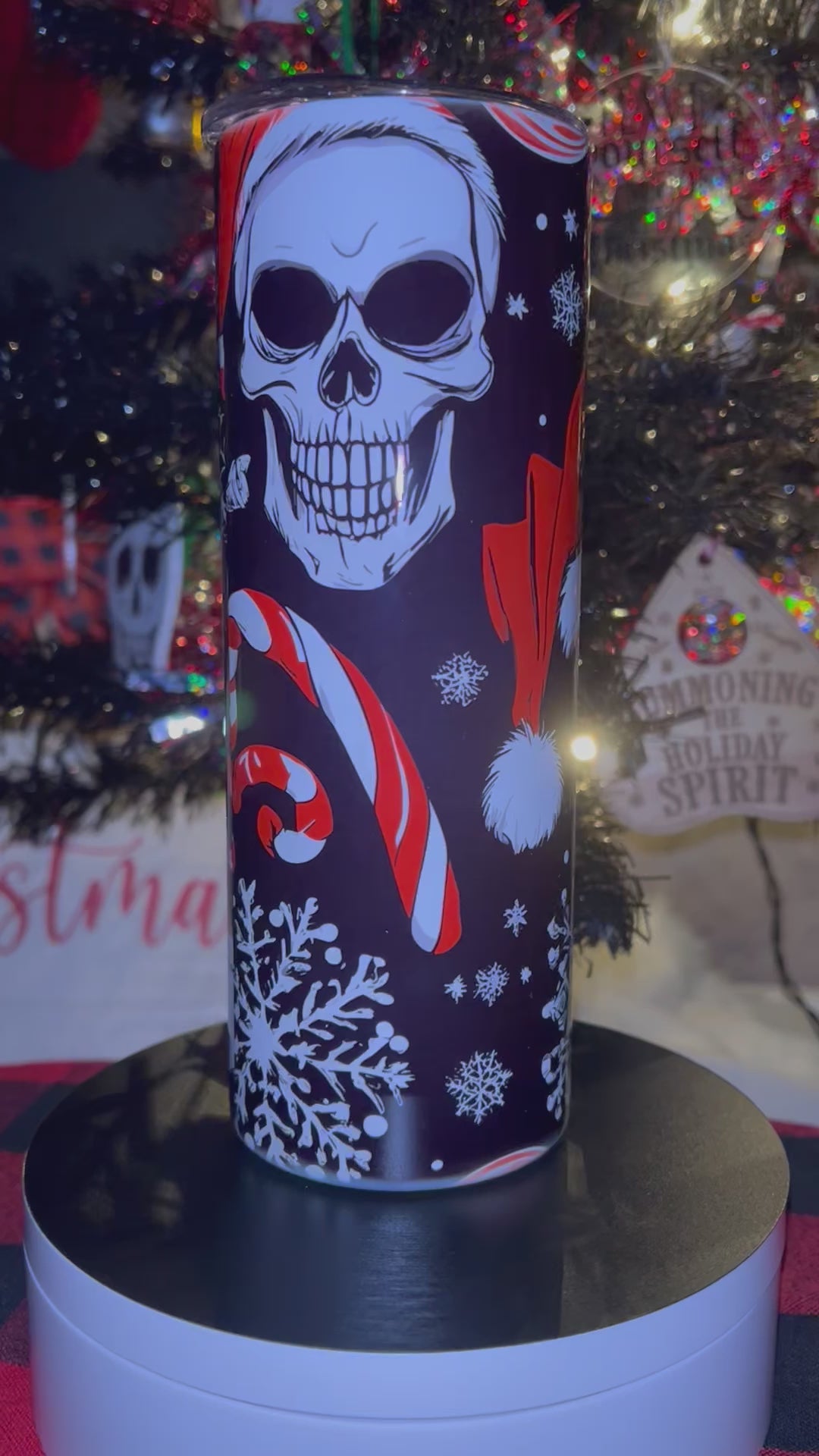 White Christmas Skull 20 oz Tumbler