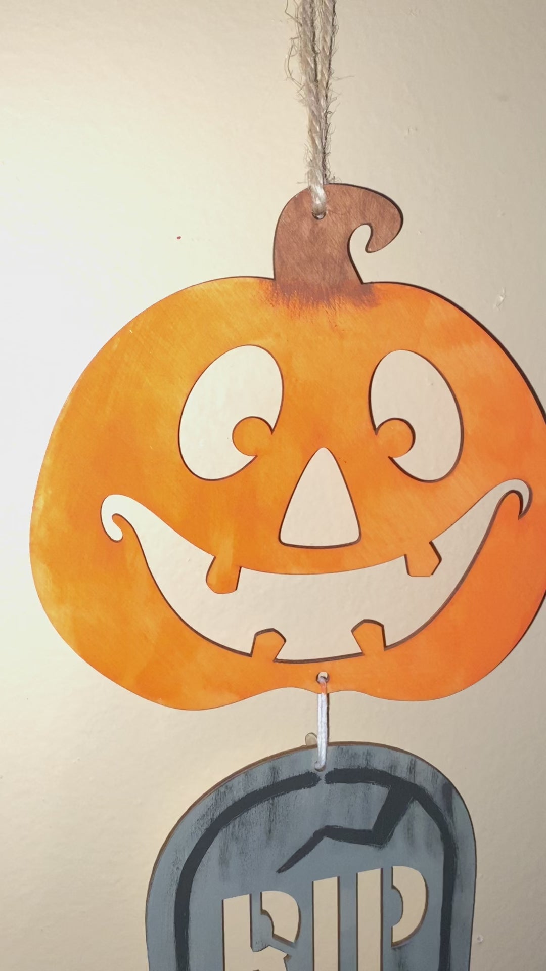 Pumpkin/Grave Wooden Hanging Sign